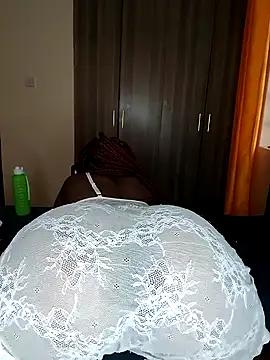 Bossetassy from StripChat
