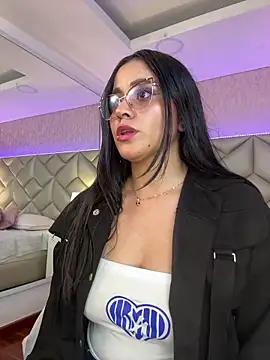 Brenda_Garcia from StripChat is Freechat