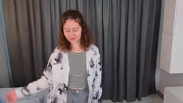 BrendaScot from StripChat is Freechat