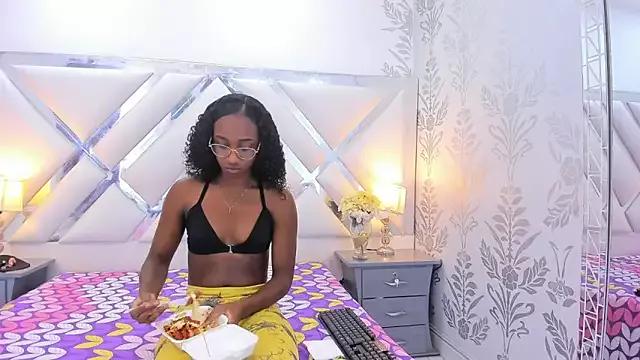 briannaduque from StripChat is Freechat