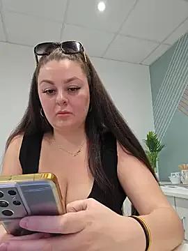 Britishbella from StripChat is Freechat