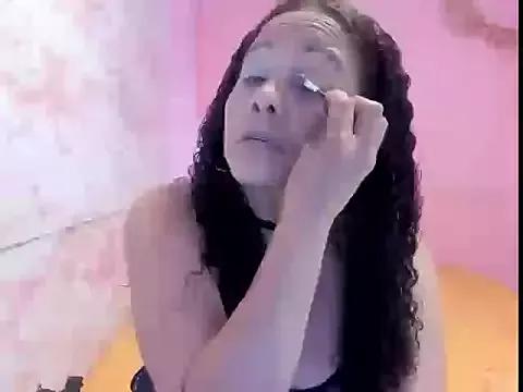 Brunette_sasha from StripChat is Freechat