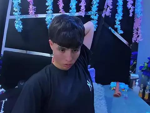 Teen sex cams free adult cams: check-out the satisfaction of conversing and c2c with our stunning models, who will teach you all about seduction and dreams with their smoking hot shapes.