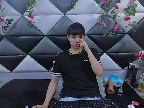 Bruno_Cruzz from StripChat is Freechat