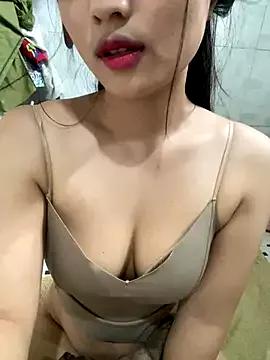 bunnysexydam from StripChat is Freechat