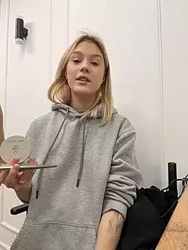 Teen sex cams free adult cams: check-out the satisfaction of conversing and c2c with our stunning models, who will teach you all about seduction and dreams with their smoking hot shapes.