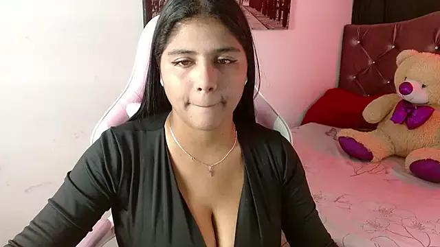 Candela-Smith from StripChat is Freechat