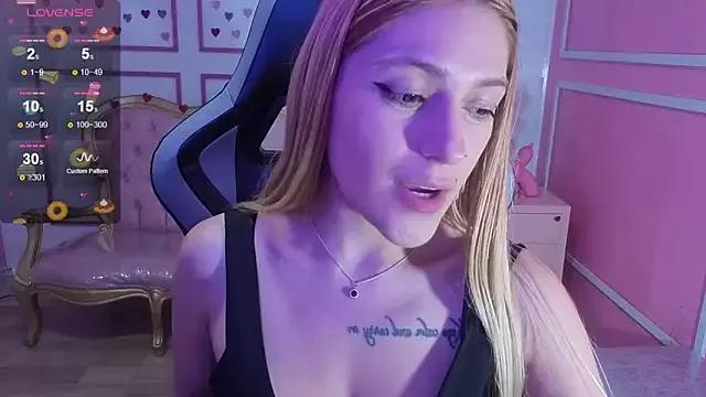 Teen sex cams free adult cams: check-out the satisfaction of conversing and c2c with our stunning models, who will teach you all about seduction and dreams with their smoking hot shapes.