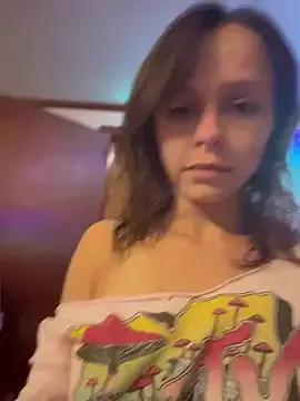 Candy_Shower from StripChat is Freechat