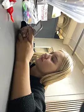 CandyVice from StripChat is Freechat