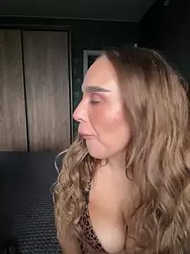 CardiSweetBaby from StripChat is Freechat