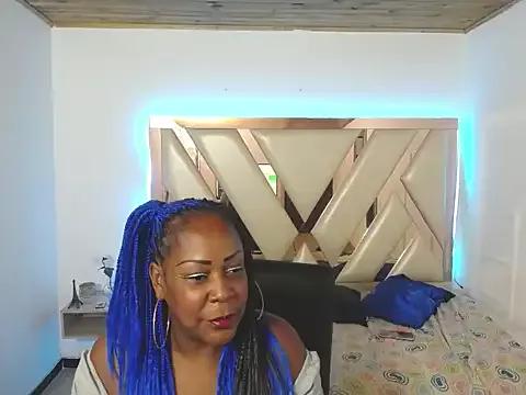 carolina_bigbooss from StripChat is Freechat