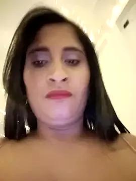 CarolinaNavas33 from StripChat is Freechat
