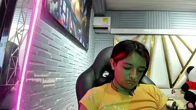 Teen sex cams free adult cams: check-out the satisfaction of conversing and c2c with our stunning models, who will teach you all about seduction and dreams with their smoking hot shapes.