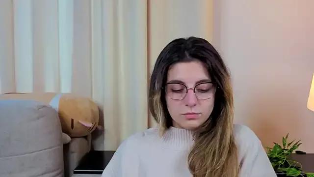 CasandraMickell from StripChat is Freechat