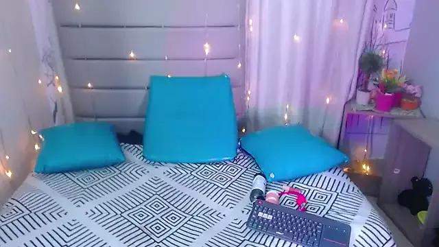 Teen sex cams free adult cams: check-out the satisfaction of conversing and c2c with our stunning models, who will teach you all about seduction and dreams with their smoking hot shapes.