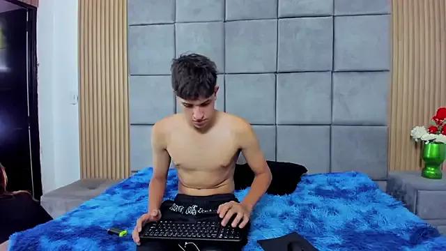 ChanellandMax from StripChat is Freechat