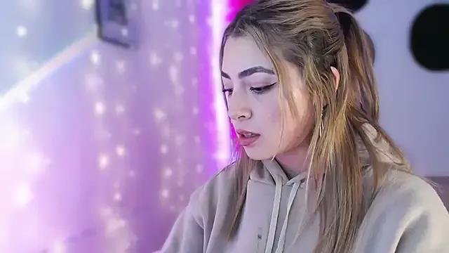 Teen sex cams free adult cams: check-out the satisfaction of conversing and c2c with our stunning models, who will teach you all about seduction and dreams with their smoking hot shapes.