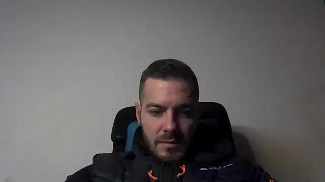 cheekycherryx from StripChat is Freechat