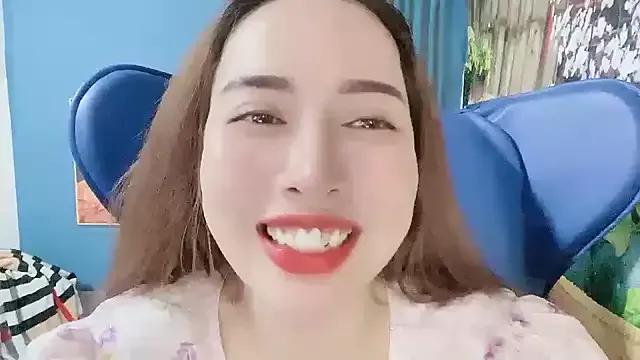 Photos of cherry_2005 from StripChat is Group