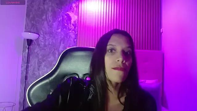 Teen sex cams free adult cams: check-out the satisfaction of conversing and c2c with our stunning models, who will teach you all about seduction and dreams with their smoking hot shapes.