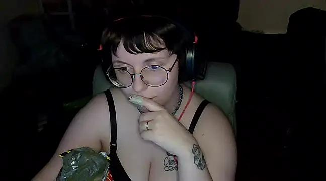 CherryAce from StripChat is Freechat