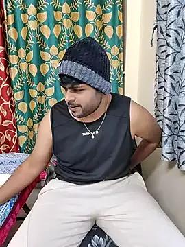 ChillBoyyy from StripChat is Freechat