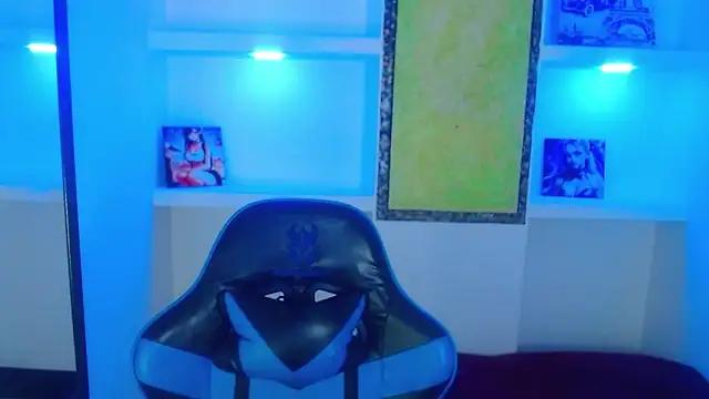 chloe_03_ from StripChat is Freechat