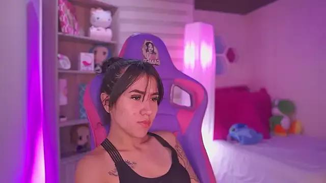 chloe_moons_ from StripChat is Freechat