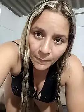 Chloepreston_xh from StripChat is Freechat