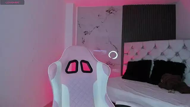 Teen sex cams free adult cams: check-out the satisfaction of conversing and c2c with our stunning models, who will teach you all about seduction and dreams with their smoking hot shapes.