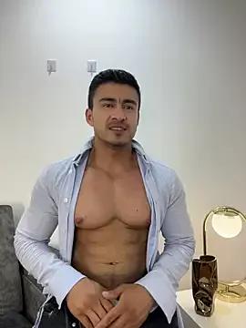 Chris_Clarck from StripChat is Freechat