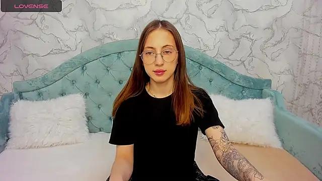 ChristyCrayme from StripChat is Freechat