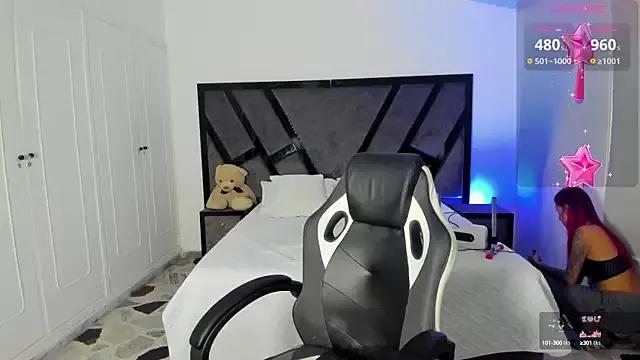 Teen sex cams free adult cams: check-out the satisfaction of conversing and c2c with our stunning models, who will teach you all about seduction and dreams with their smoking hot shapes.