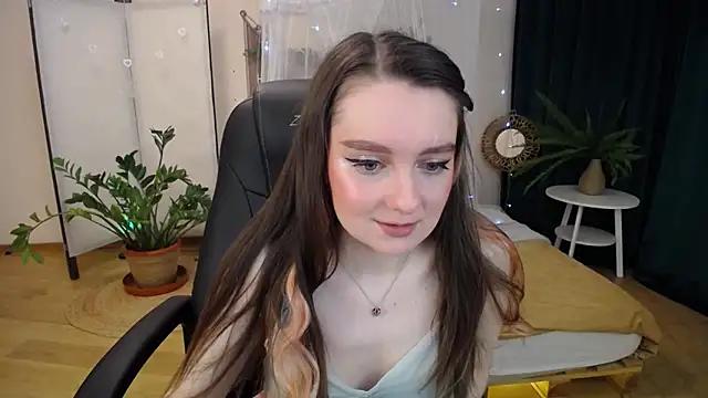 CloudGrace from StripChat is Freechat