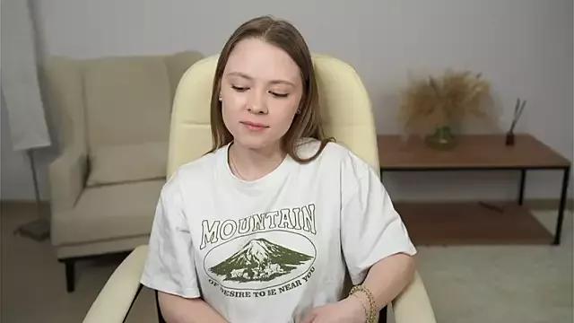 CloverCapell from StripChat is Freechat