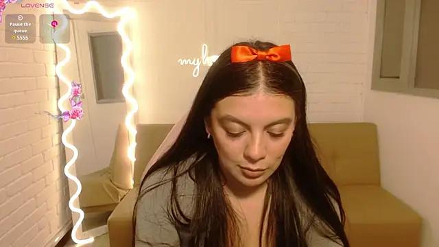 Coraline_tay from StripChat is Freechat