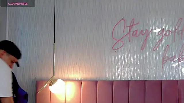 Teen sex cams free adult cams: check-out the satisfaction of conversing and c2c with our stunning models, who will teach you all about seduction and dreams with their smoking hot shapes.