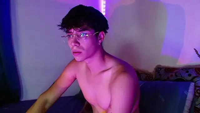 Teen sex cams free adult cams: check-out the satisfaction of conversing and c2c with our stunning models, who will teach you all about seduction and dreams with their smoking hot shapes.