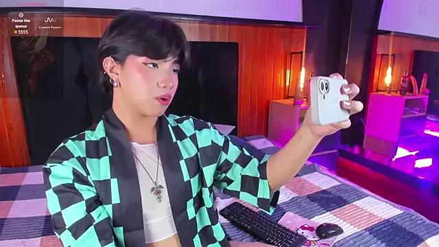 Teen sex cams free adult cams: check-out the satisfaction of conversing and c2c with our stunning models, who will teach you all about seduction and dreams with their smoking hot shapes.