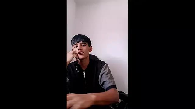 Cris_curry from StripChat is Freechat