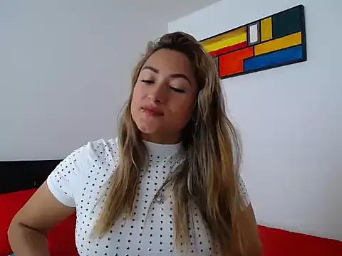 cristal-spicy from StripChat is Freechat