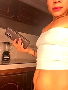 cristallove_01 from StripChat is Freechat