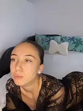 CristinaSww from StripChat is Freechat