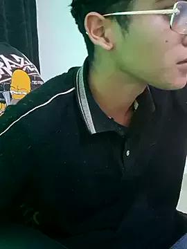 crisvasquez08 from StripChat is Freechat