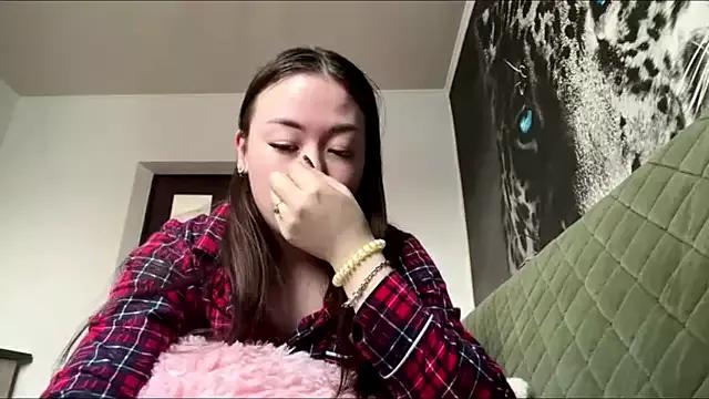 CurietHana1 from StripChat is Freechat