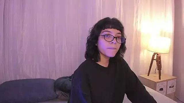 curious_kitten_ from StripChat is Freechat