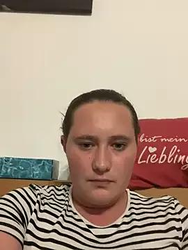 CurvySabrina from StripChat is Freechat