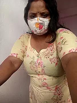 CUTE-LOVE-SWEETS from StripChat is Freechat