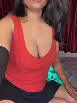 Cute-Samayra from StripChat is Freechat